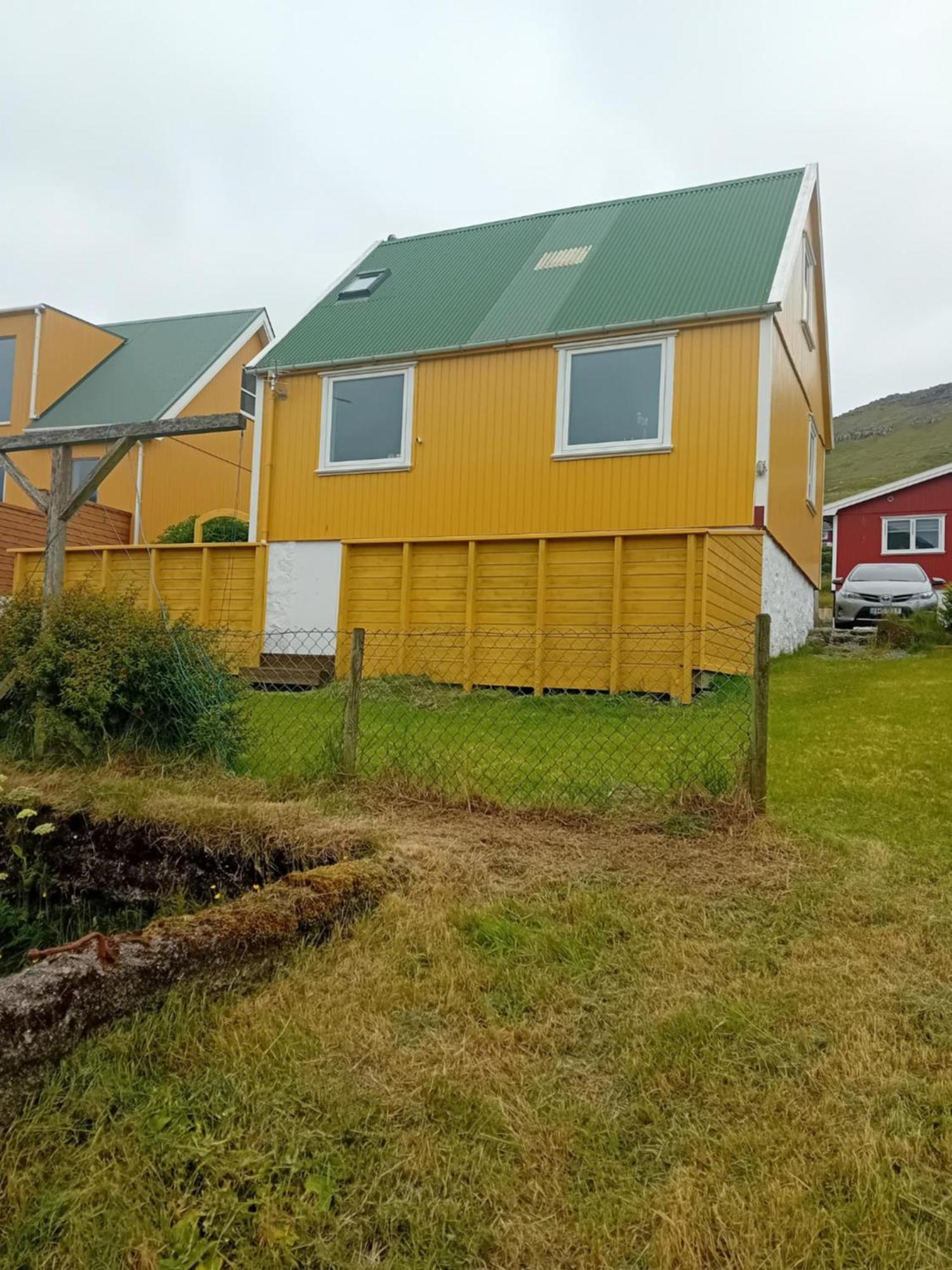 Villa Det Lille Gule Hus Trongisvágur Exterior foto